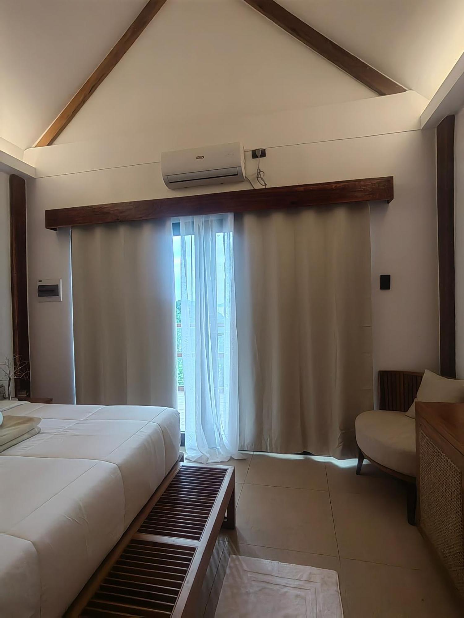 89 Villas 爱妮岛 外观 照片